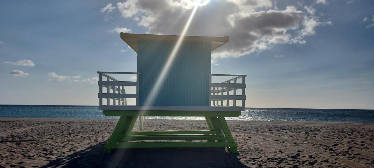 Le Barcares Logement Climatise Pour 6 Personnes, Draps Et Serviettes Non Fournis Air-Conditioned Accommodation For 6 People, Sheets And Towels Not Provided Alojamiento Con Aire Acondicionado Para 6 Personas, Sabanas Y Toallas No Incluidas 외부 사진