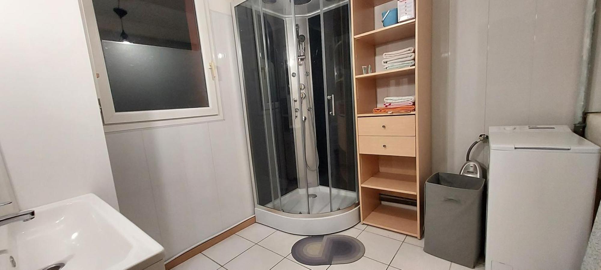 Le Barcares Logement Climatise Pour 6 Personnes, Draps Et Serviettes Non Fournis Air-Conditioned Accommodation For 6 People, Sheets And Towels Not Provided Alojamiento Con Aire Acondicionado Para 6 Personas, Sabanas Y Toallas No Incluidas 외부 사진