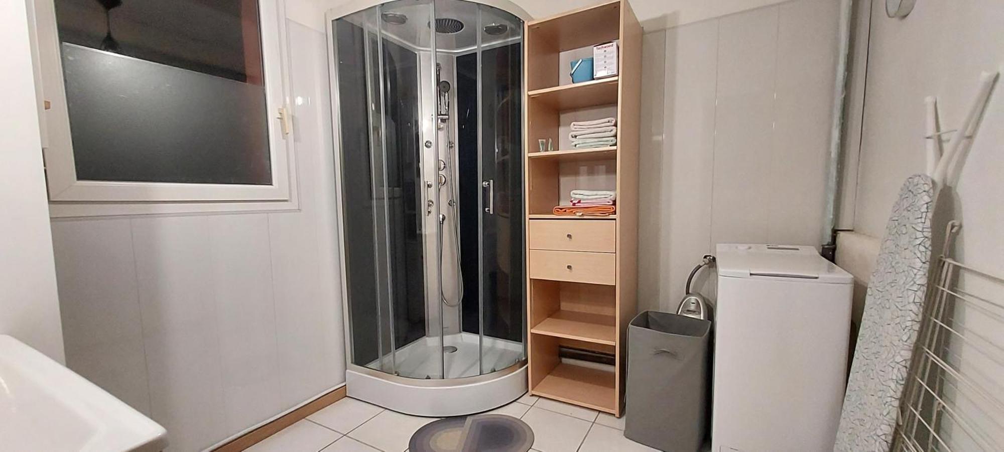 Le Barcares Logement Climatise Pour 6 Personnes, Draps Et Serviettes Non Fournis Air-Conditioned Accommodation For 6 People, Sheets And Towels Not Provided Alojamiento Con Aire Acondicionado Para 6 Personas, Sabanas Y Toallas No Incluidas 외부 사진